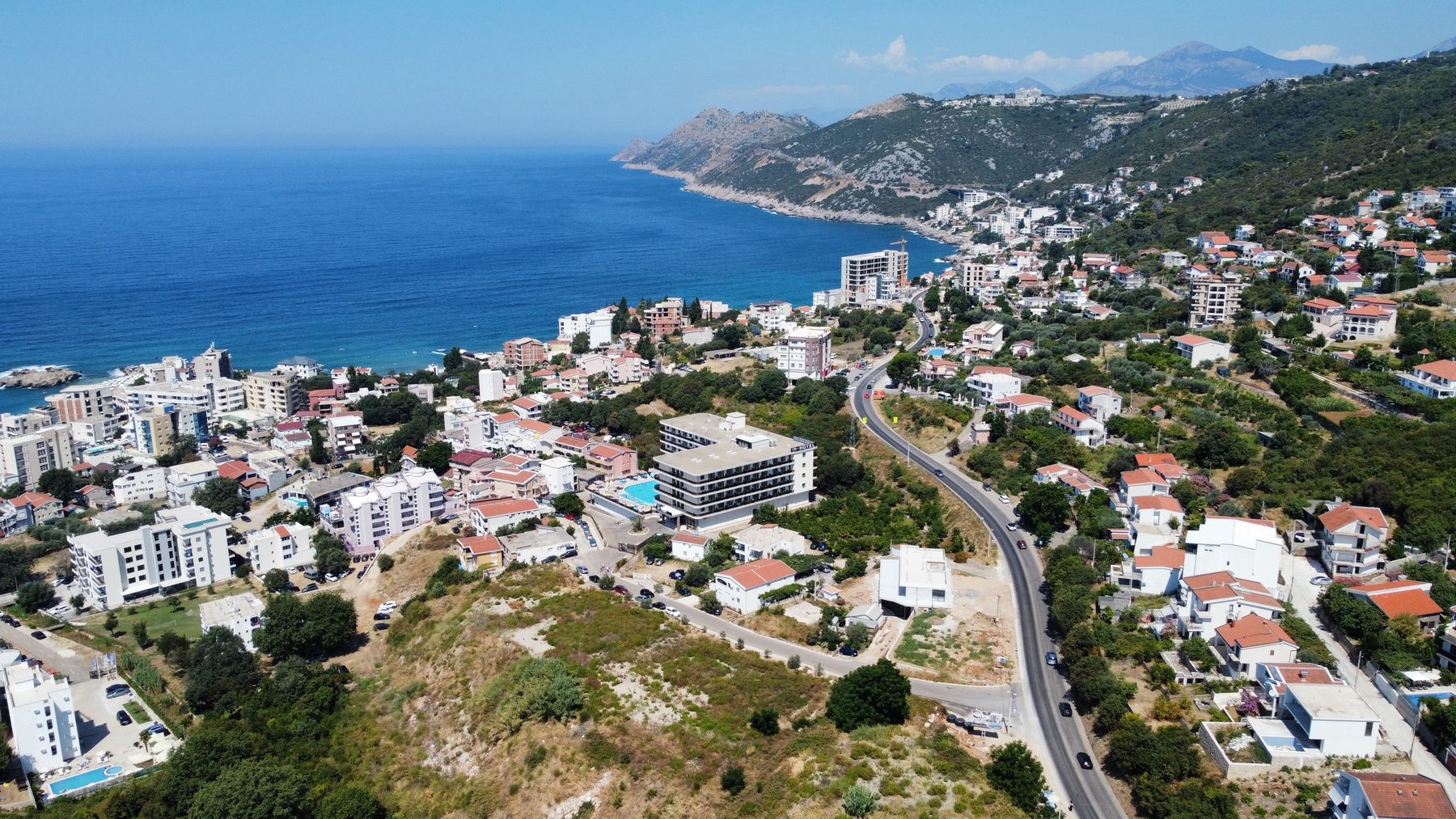 Dobre Vode, Bar – pogled na more iz drona