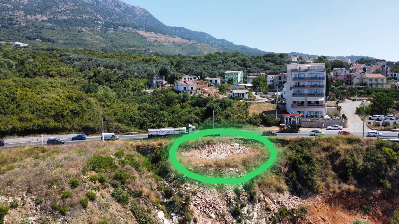 Urbanizovan plac 990 m² uz magistralu – Dobre Vode