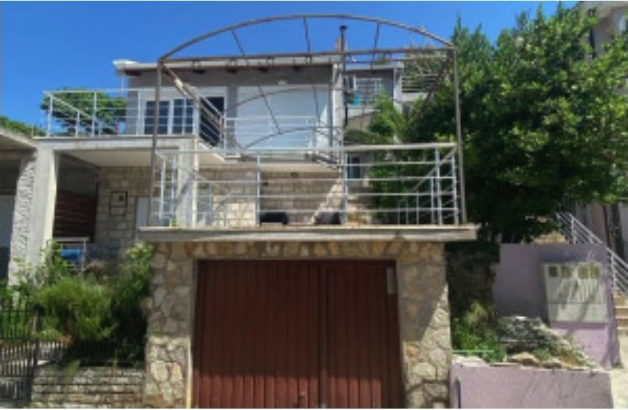 Three-storey house 110 m² with bay view – Lepetane, Tivat