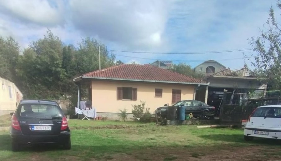 Haus 151 m² mit 495 m² Grundstück – Podi, Herceg Novi
