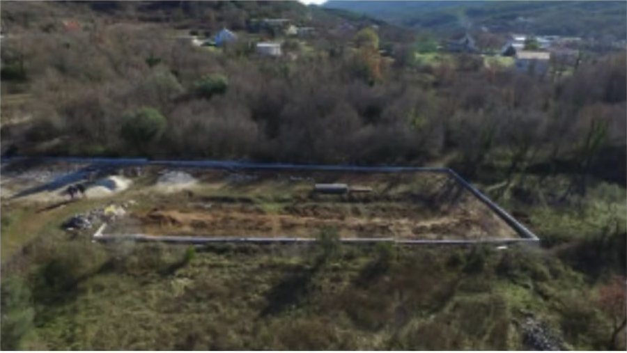 Erschlossenes Baugrundstück 939 m² – Radanovići, Kotor